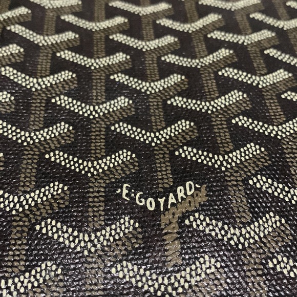 Goyard Senat GM Pouch - Authentic - Picture 6 of 8